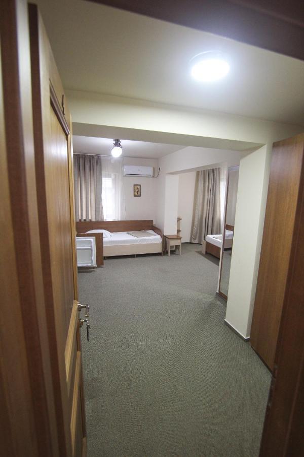 Teju Hotels Slănic المظهر الخارجي الصورة