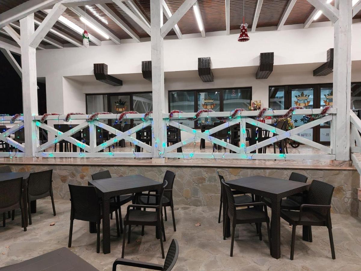 Teju Hotels Slănic المظهر الخارجي الصورة